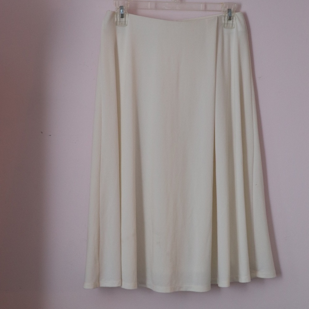 BCBG Long White Skirt Women’s Medium